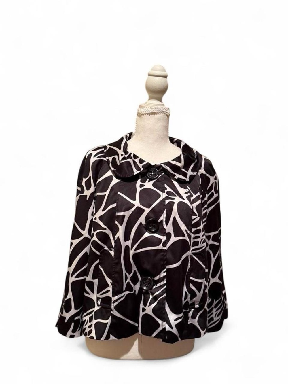 Black and White Animal Print Vertigo Paris Blazer